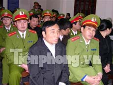 Nguyên Phó chủ tịch Thường trực UBND tỉnh Lào Cai Nguyễn Ngọc Kim tại tòa.